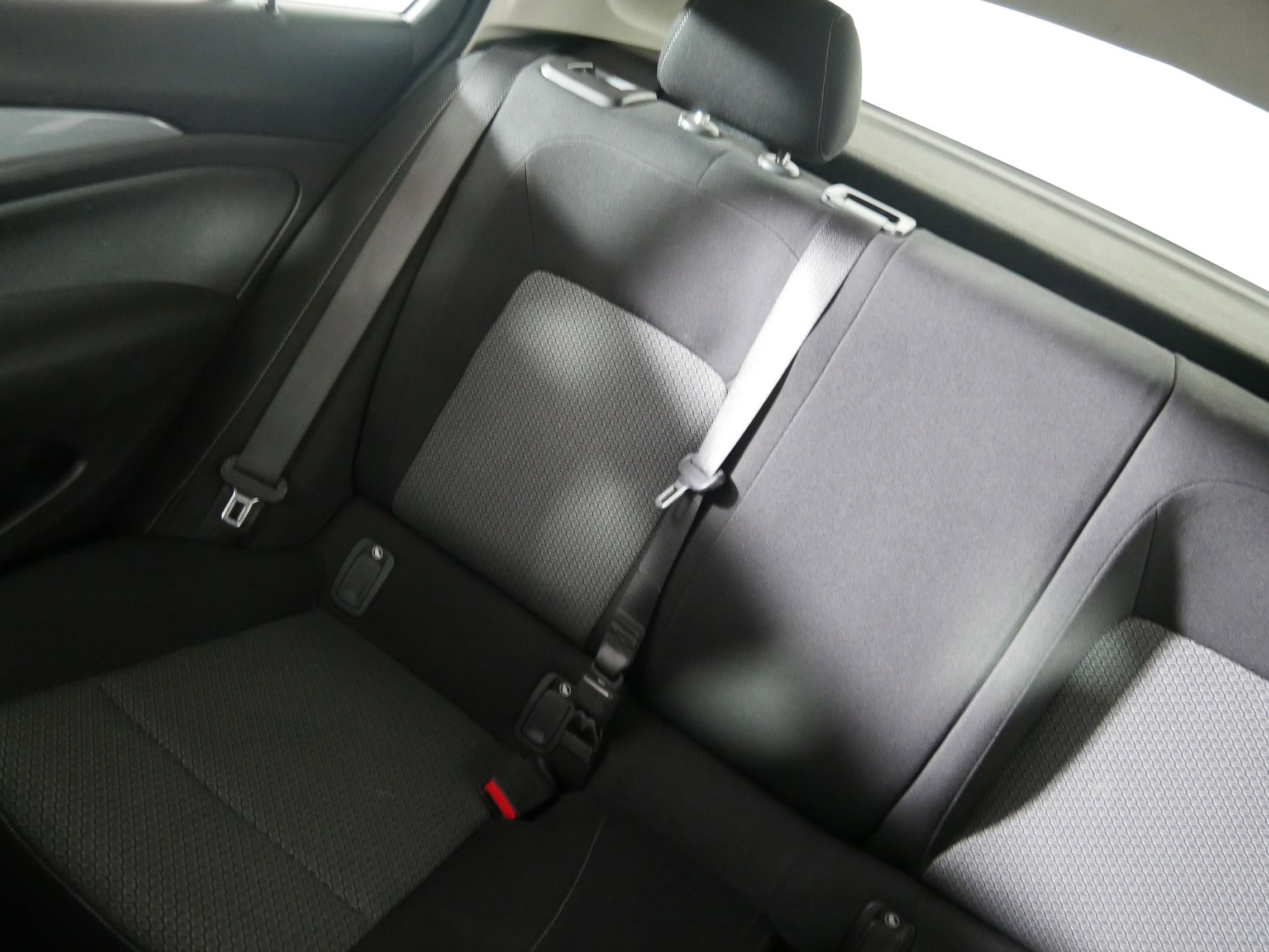 Certified 2018 Buick Regal Preferred image 12