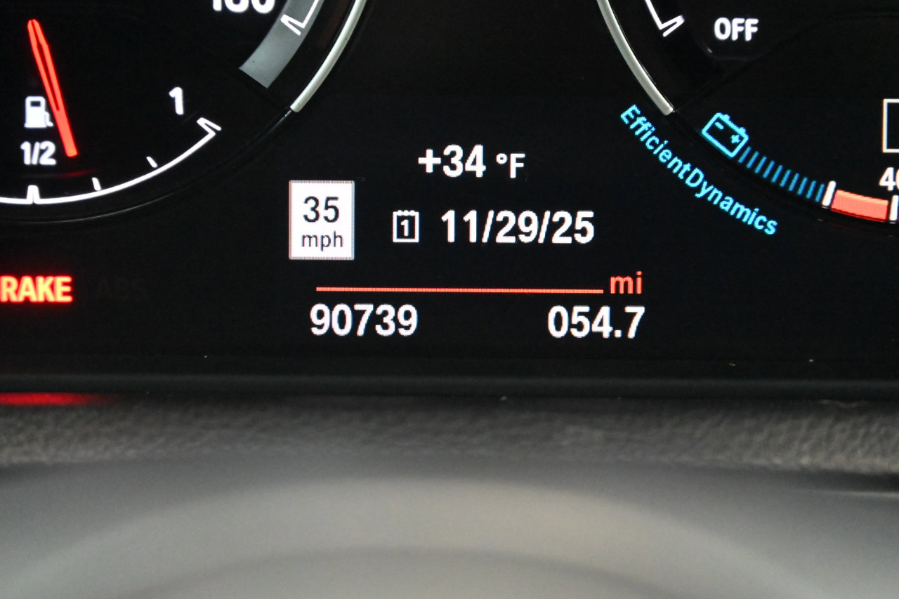 Used 2018 BMW M2 image 31