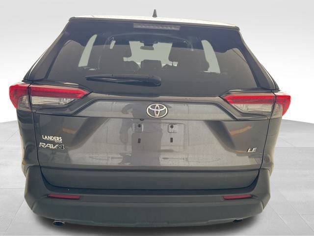 Used 2023 Toyota RAV4 LE image 7