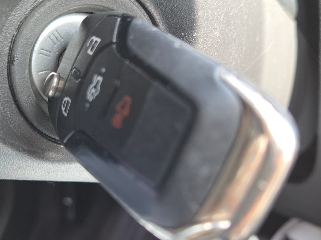 Used 2013 Ford Fusion SE FWD image 31