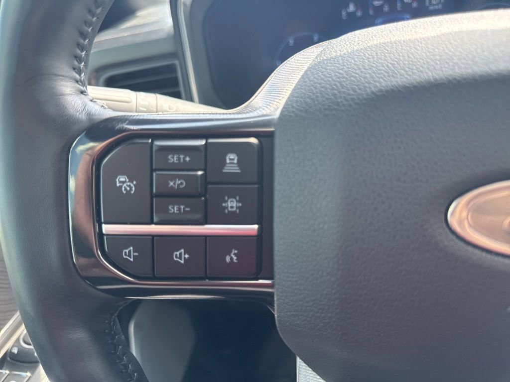 Certified 2025 Ford F350 Platinum AWD/4WD image 19
