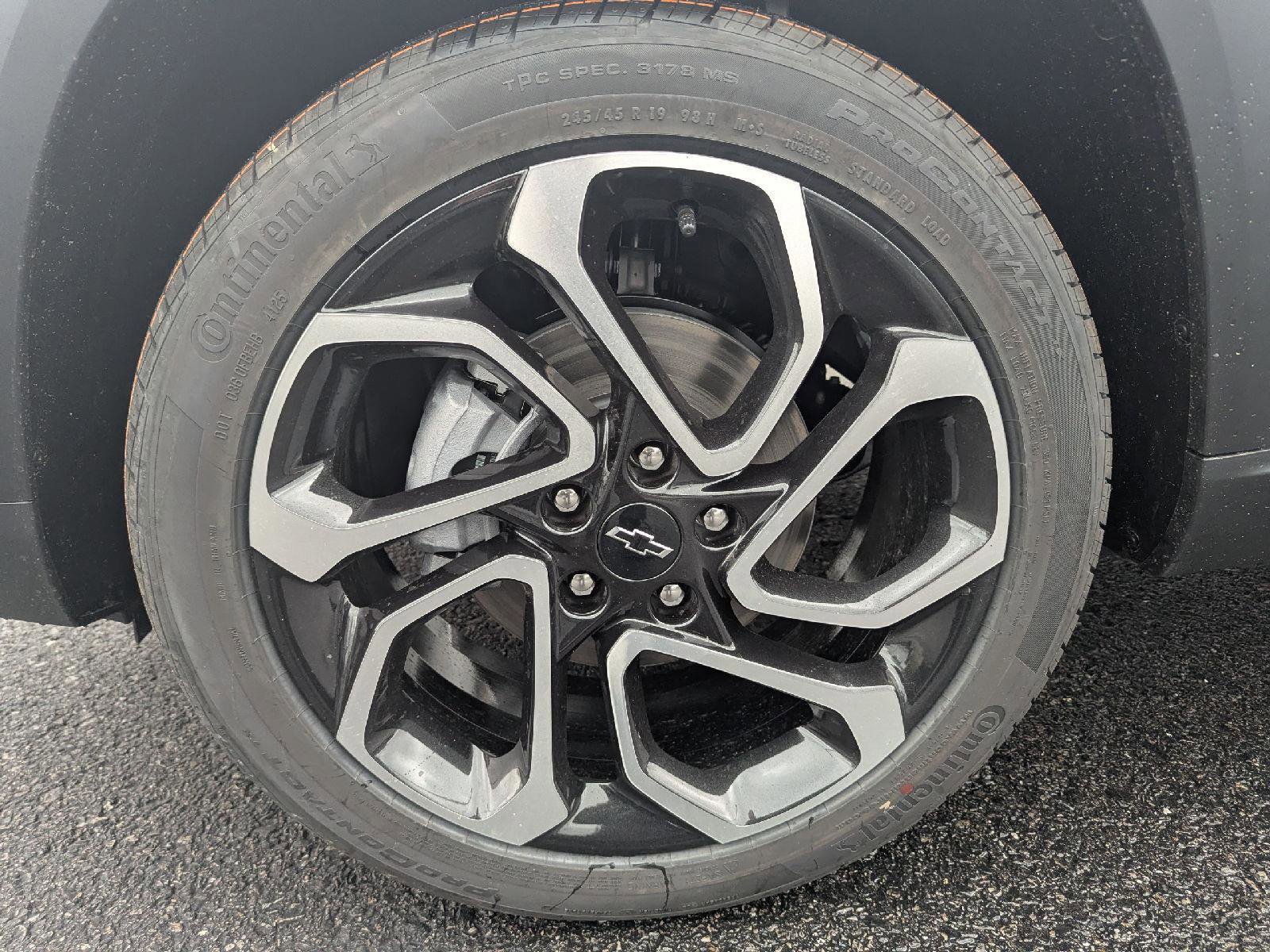 New 2026 Chevrolet Trax RS w/ Sunroof Package image 14