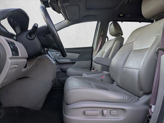 Used 2015 Honda Odyssey Touring image 17