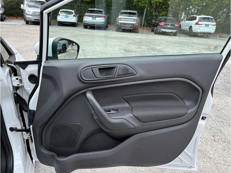 Used 2018 Ford Fiesta SE w/ Equipment Group 201A FWD image 28
