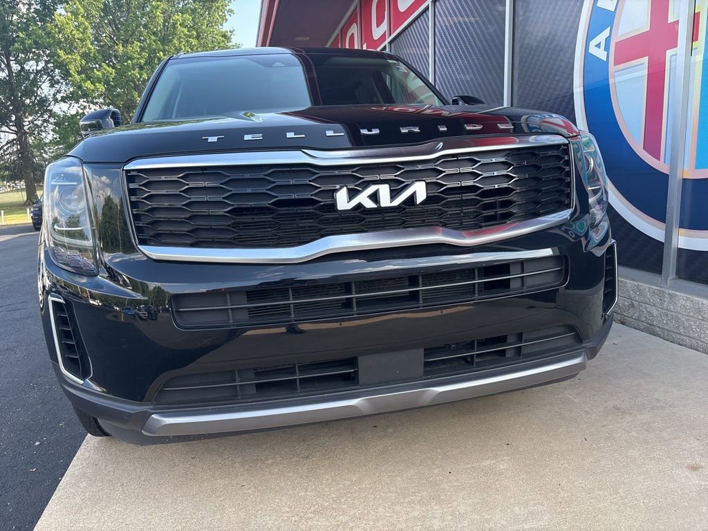 Used 2022 Kia Telluride S image 8