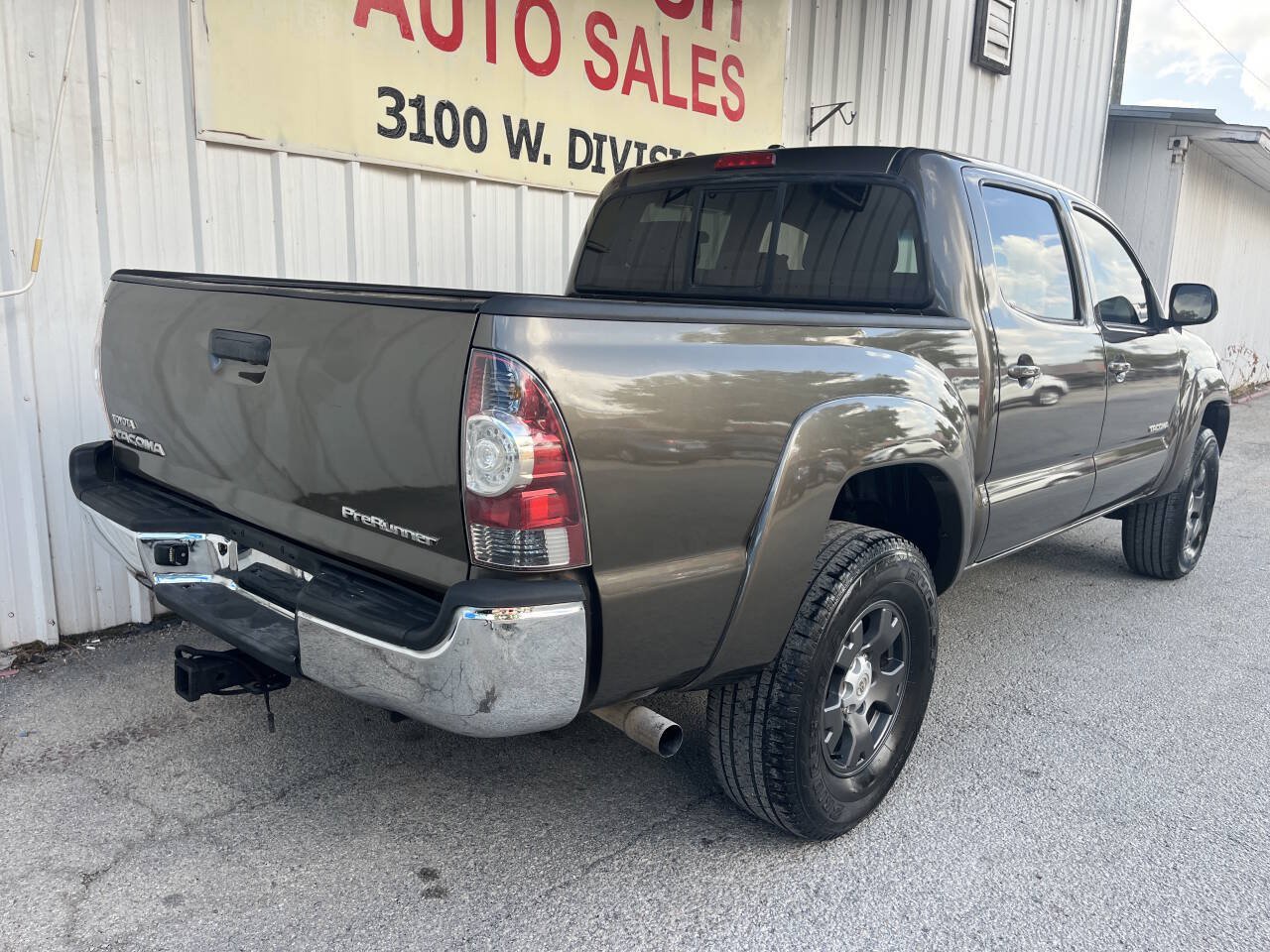 Used 2010 Toyota Tacoma PreRunner RWD image 5