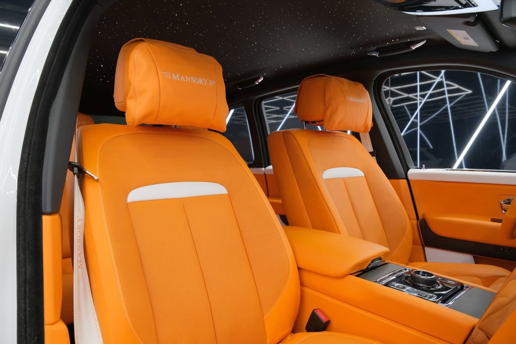 Used 2024 Rolls-Royce Cullinan image 52