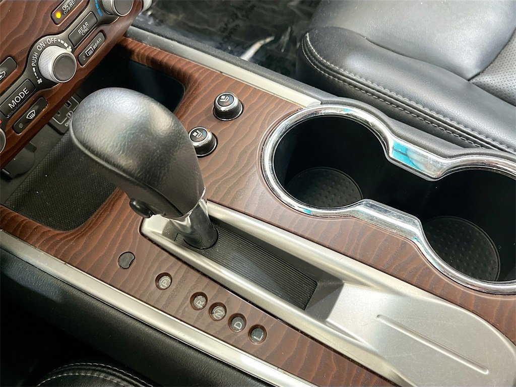 Used 2019 Nissan Pathfinder Platinum w/ Cargo Package image 17