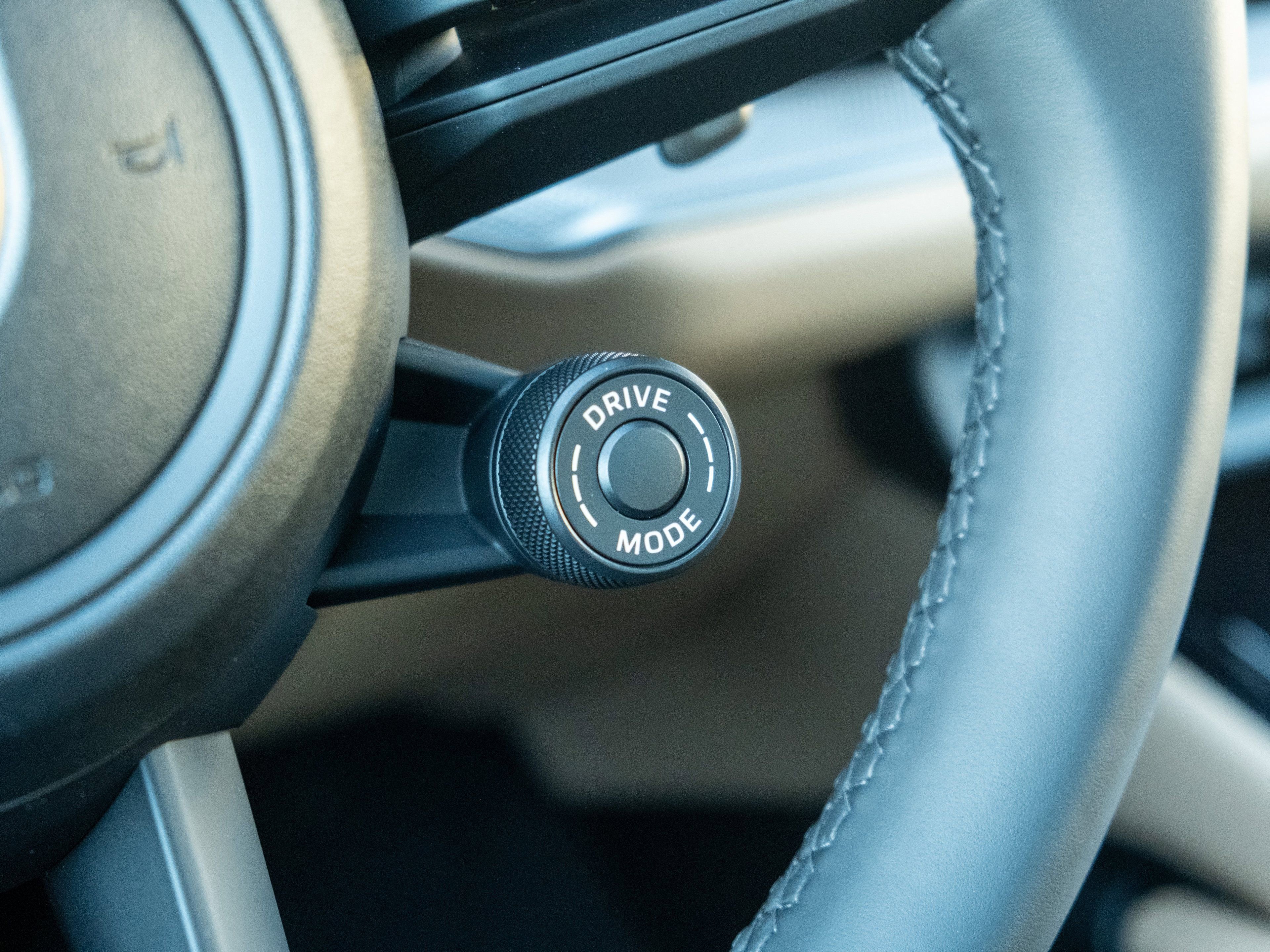 New 2026 Porsche Cayenne Coupe image 29