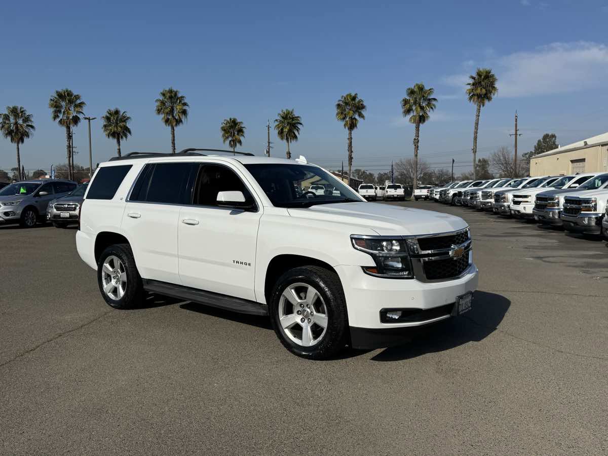Used 2016 Chevrolet Tahoe LT w/ Luxury Package image 2