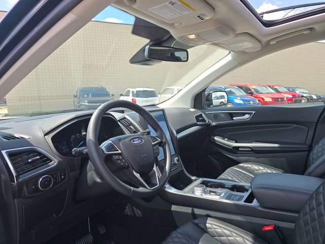 Used 2024 Ford Edge Titanium w/ Equipment Group 301A AWD/4WD image 12