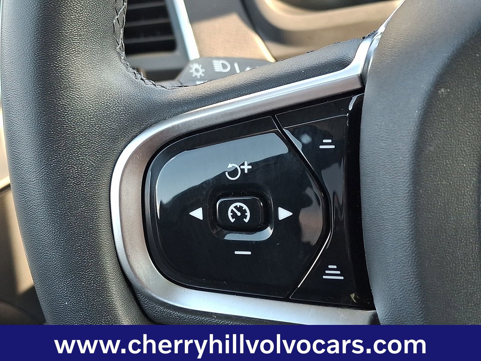 Certified 2023 Volvo XC90 B5 Core w/ Climate Package image 23