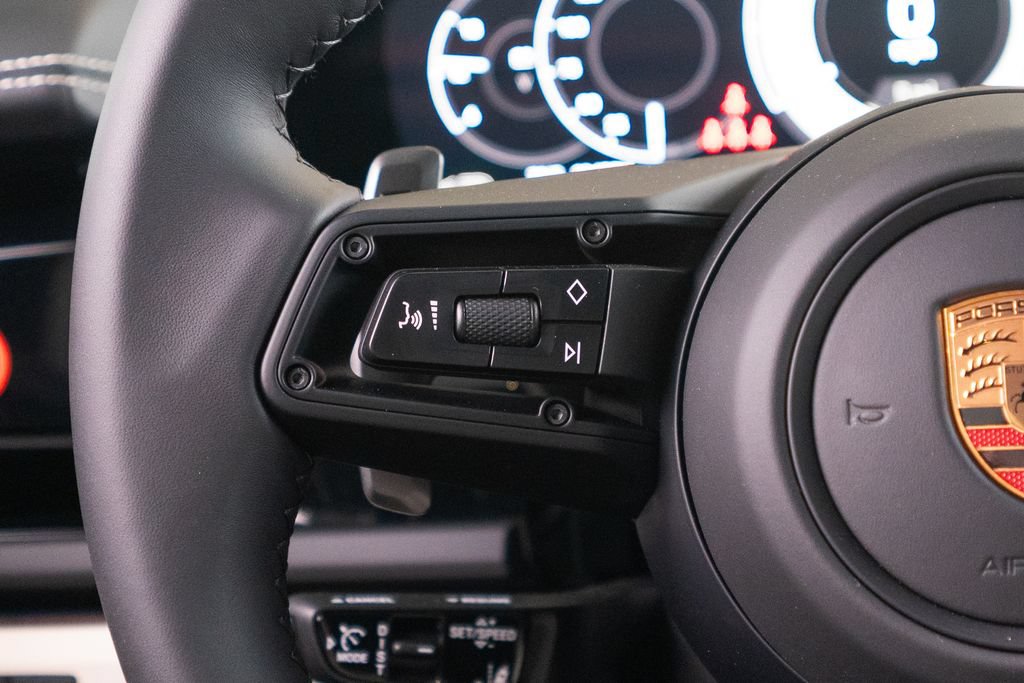 New 2026 Porsche Panamera 4 E-Hybrid AWD/4WD image 32
