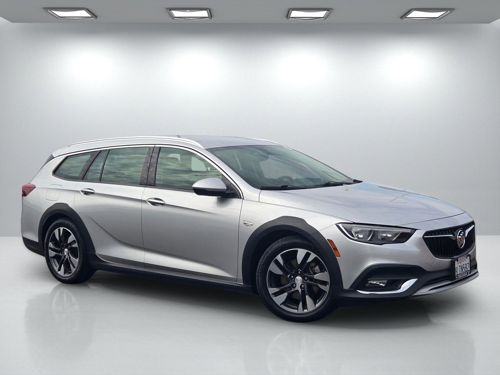 Used 2018 Buick Regal Preferred w/ Sights and Sounds Package