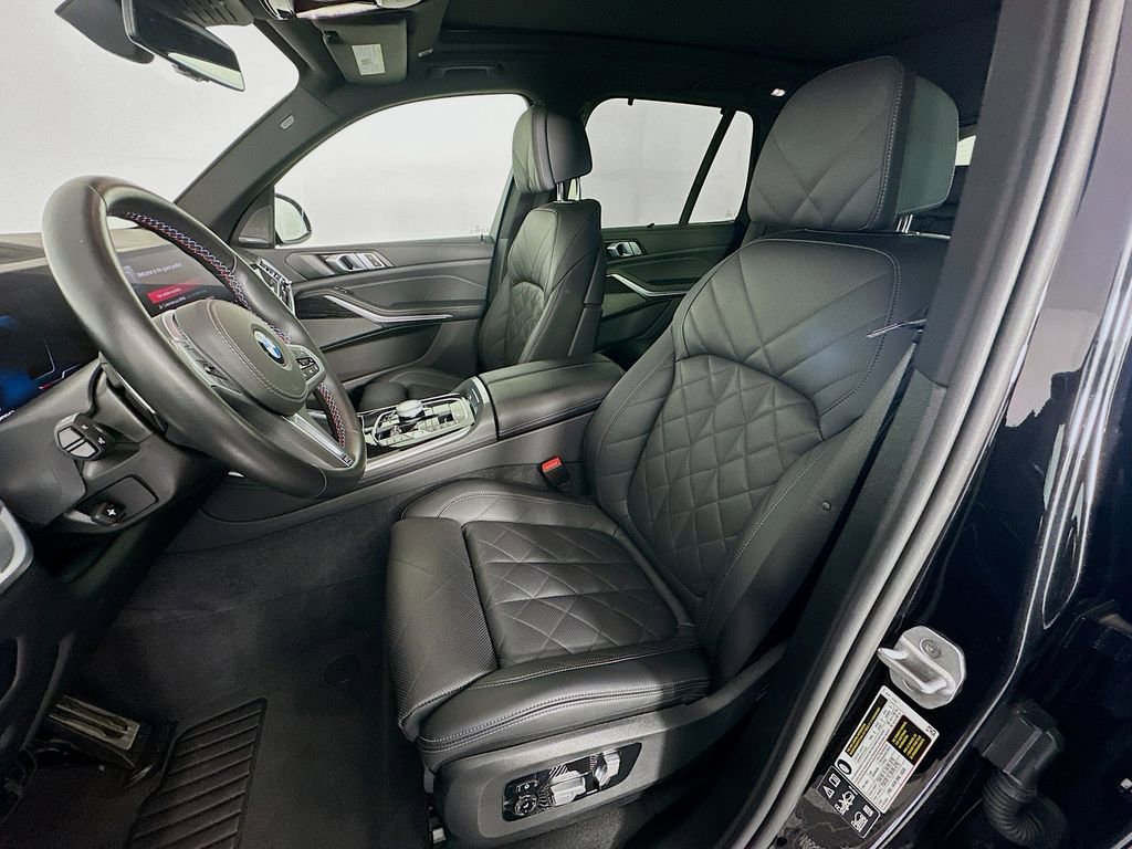 Used 2025 BMW X5 M60i image 27