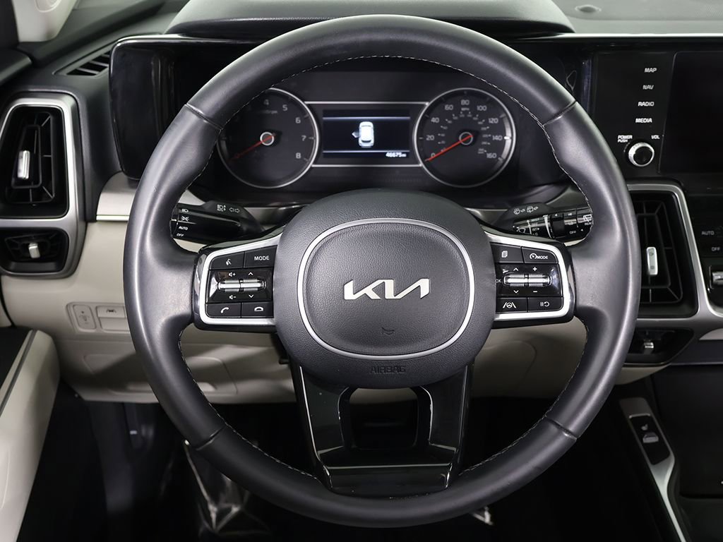 Used 2023 Kia Sorento S w/ Panoramic Sunroof Package FWD image 41