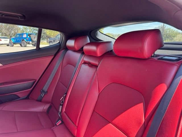 Used 2020 Kia Stinger GT1 AWD/4WD image 17