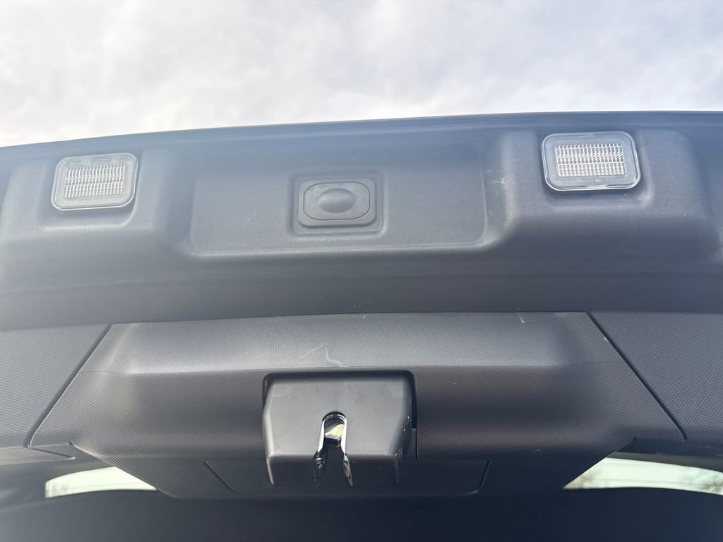 Used 2025 Ford Mustang Mach-E Select w/ Comfort Package Lite image 12