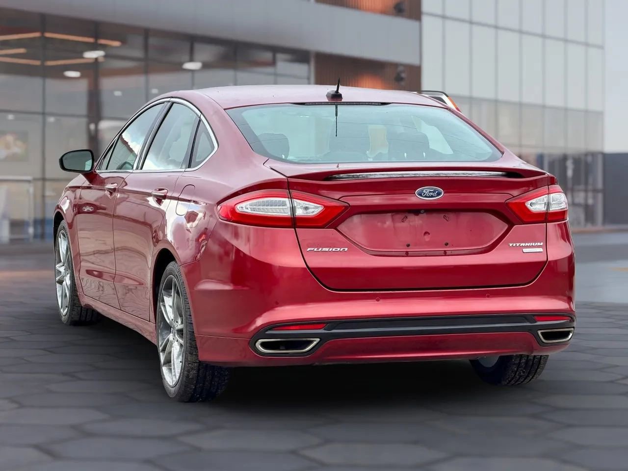 Used 2013 Ford Fusion Titanium w/ Titanium Driver Assist Pkg FWD image 8