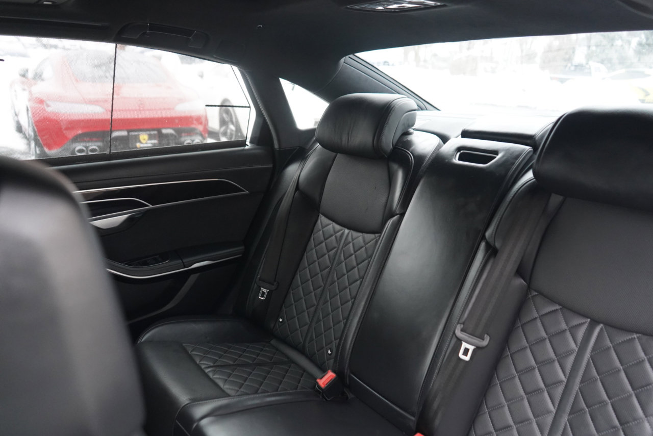 Used 2022 Audi S8 w/ S8 Comfort Plus Package image 41