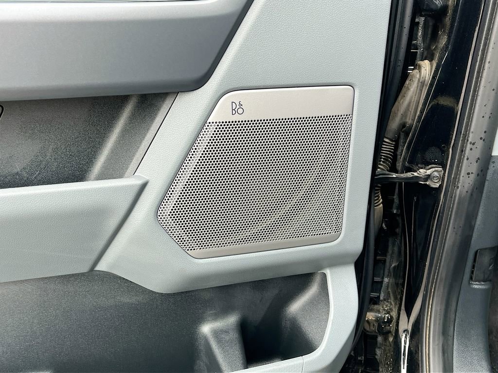 Used 2025 Ford F150 Lariat w/ Equipment Group 502A High image 19