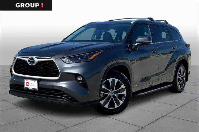 Certified 2025 Toyota Highlander XLE