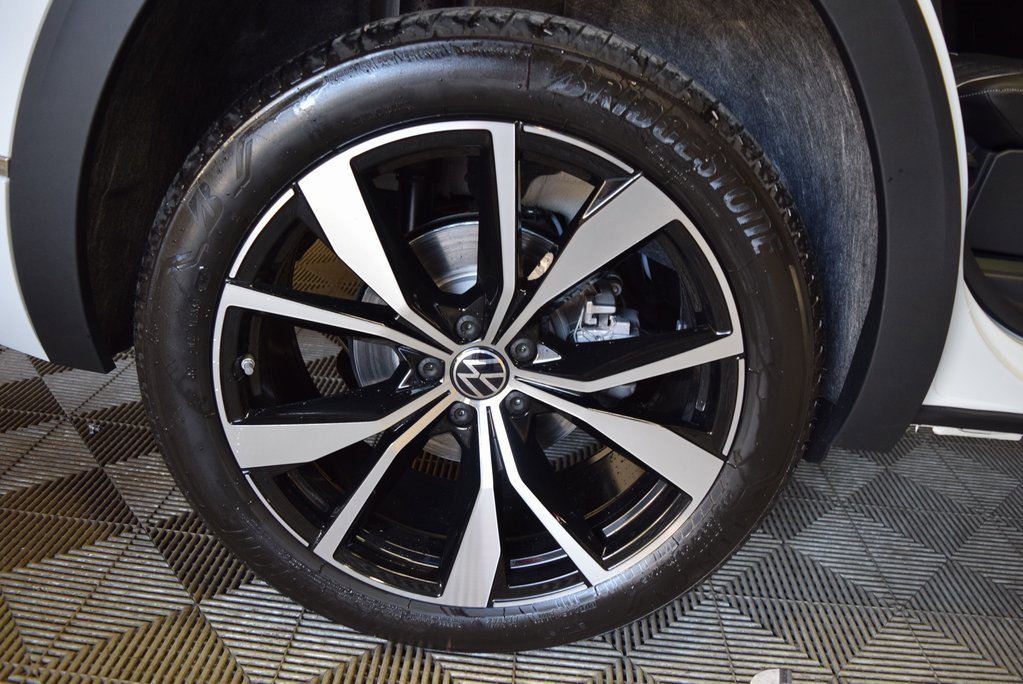 New 2026 Volkswagen Atlas SEL Premium R-Line image 11