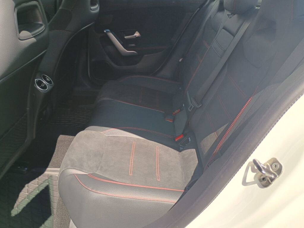 Certified 2025 Mercedes-Benz CLA 250 4MATIC image 17