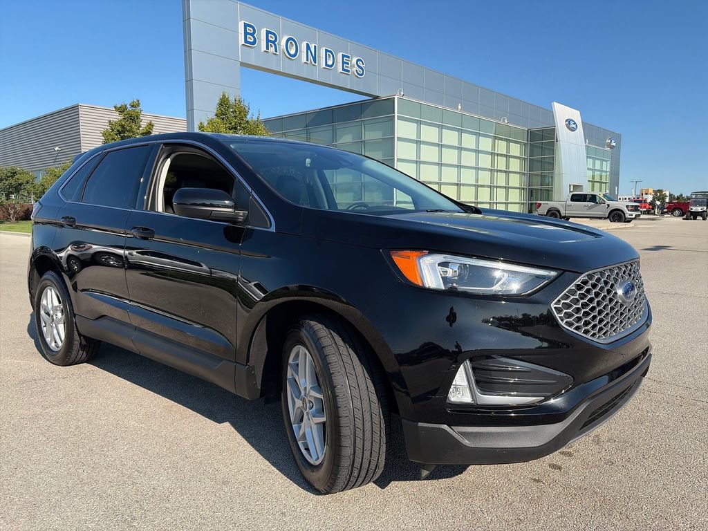 Used 2024 Ford Edge SEL w/ Convenience Package