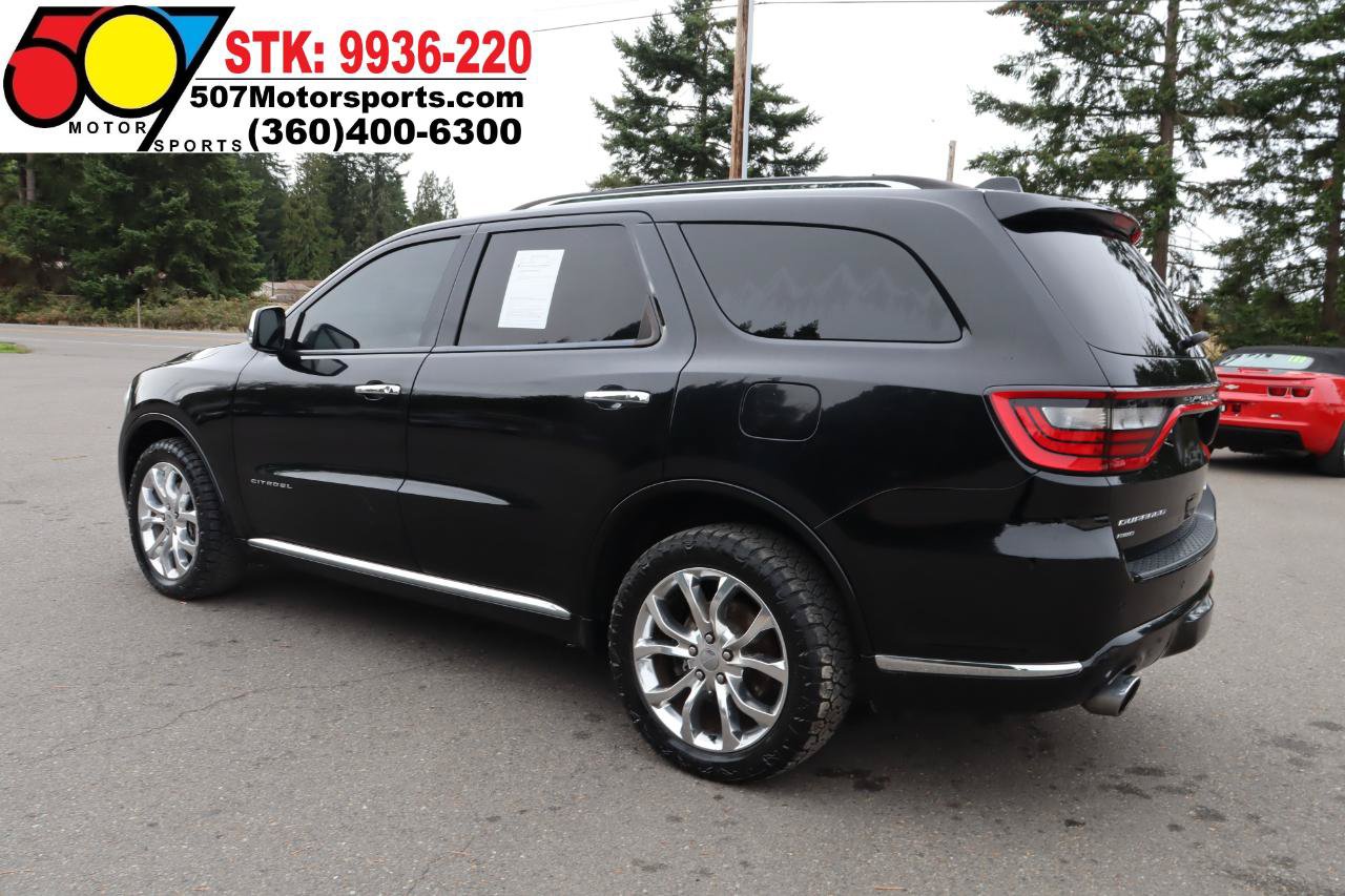 Used 2017 Dodge Durango Citadel w/ Premium Entertainment Group AWD/4WD image 5