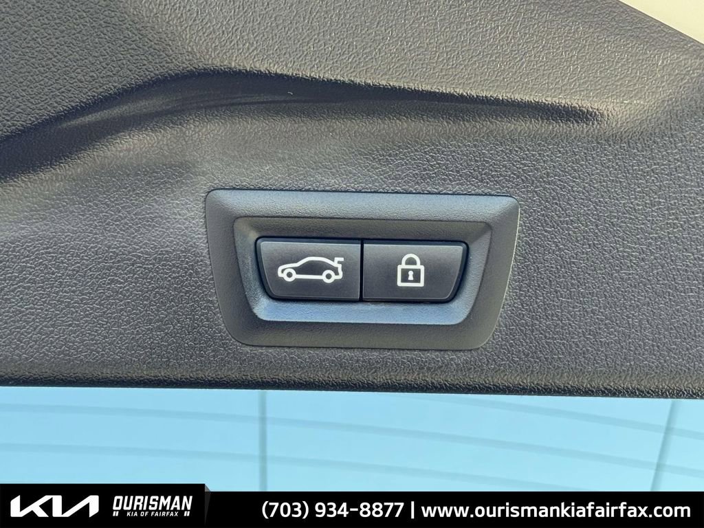 Used 2021 BMW X5 xDrive40i w/ Premium Package image 28