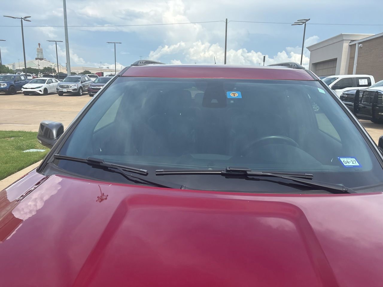 Used 2019 Ford Explorer XLT w/ Equipment Group 202A FWD image 5