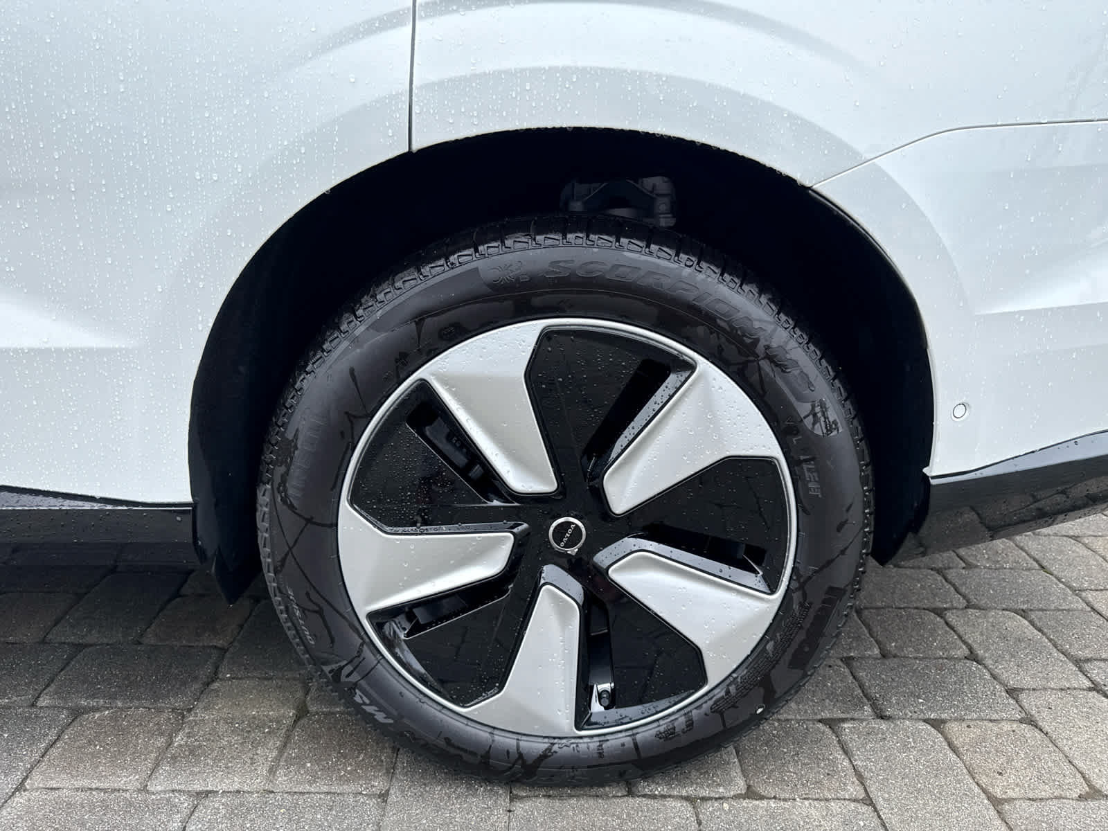 New 2026 Volvo EX90 Plus AWD/4WD image 11