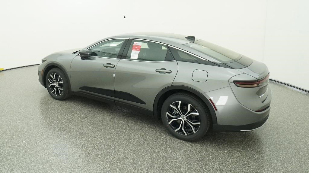 New 2026 Toyota Crown XLE image 11