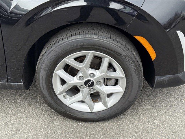 Used 2023 Kia Soul S image 7