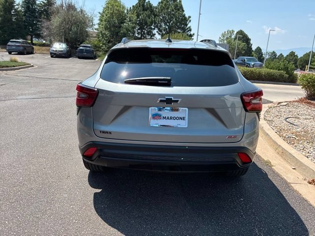 Used 2024 Chevrolet Trax RS w/ Driver Confidence Package FWD image 5