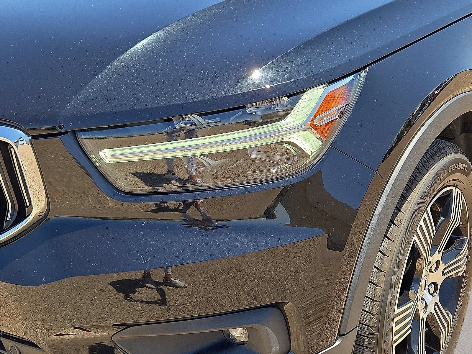 Used 2021 Volvo XC40 T4 Inscription FWD image 10