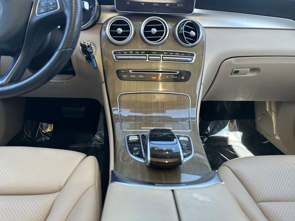 Used 2019 Mercedes-Benz GLC 300 image 11