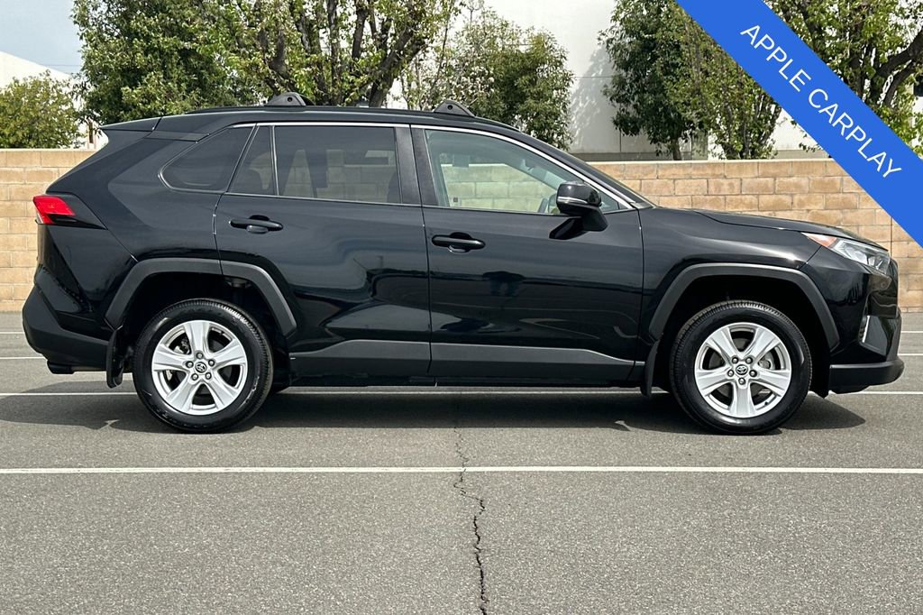 Used 2021 Toyota RAV4 XLE w/ Carpet Mat Package (TMS) image 3