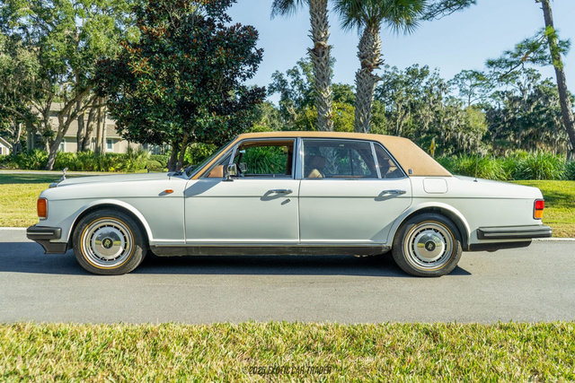 Used 1990 Rolls-Royce Silver Spur II image 3