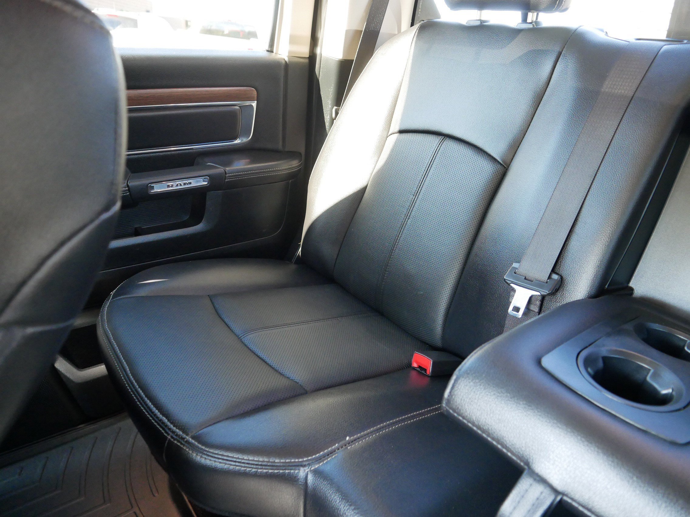 Used 2018 RAM 2500 Laramie w/ Snow Chief Group image 12