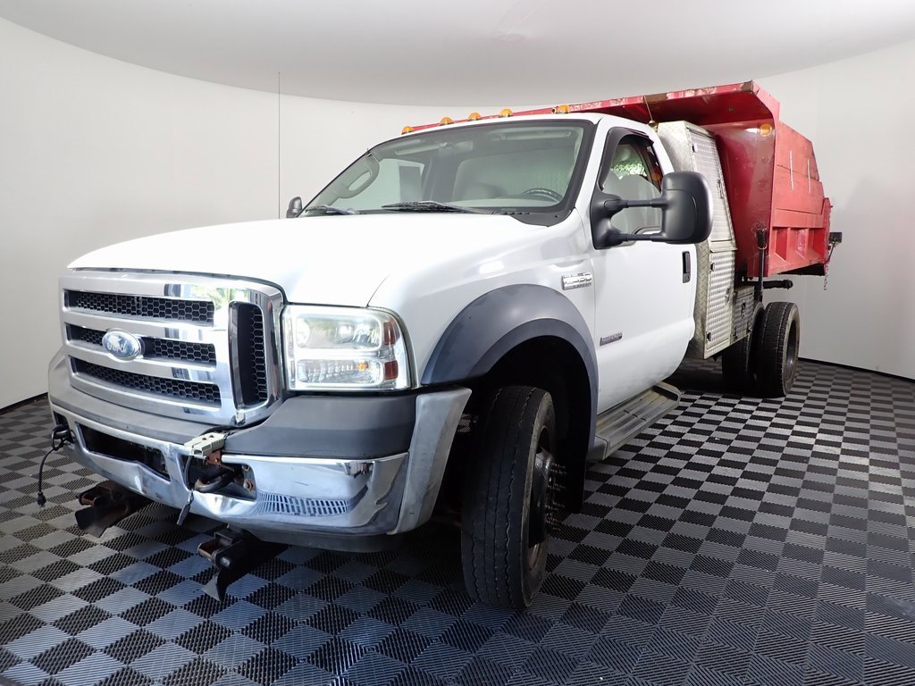 Used 2007 Ford F550 2WD Regular Cab Super Duty image 5
