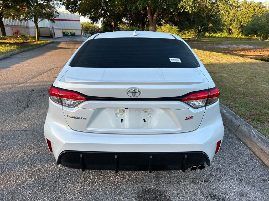 Used 2024 Toyota Corolla SE FWD image 4