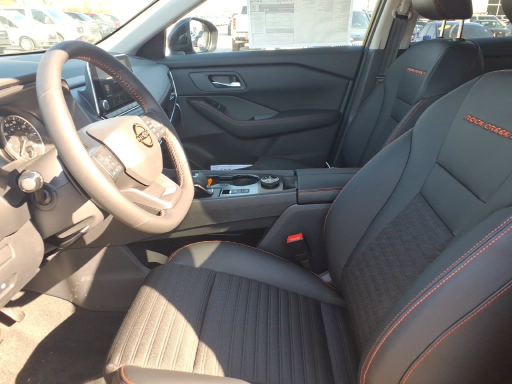 New 2027 Nissan Rogue SV w/ Rock Creek Premium Package AWD/4WD image 17