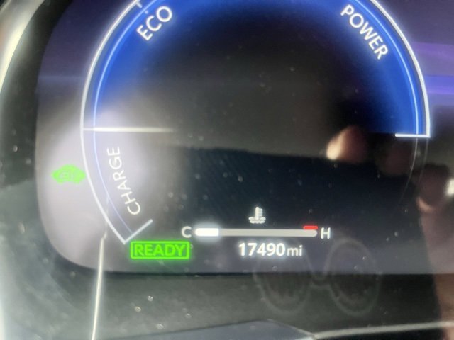 Used 2024 Toyota Venza Limited image 25