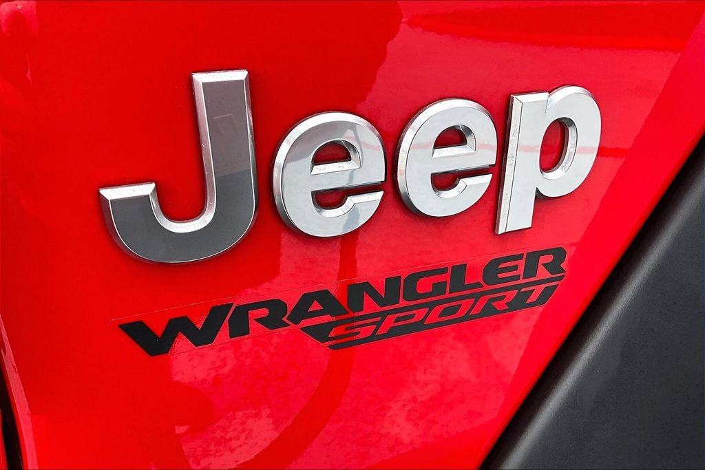 Used 2018 Jeep Wrangler Sport AWD/4WD image 24