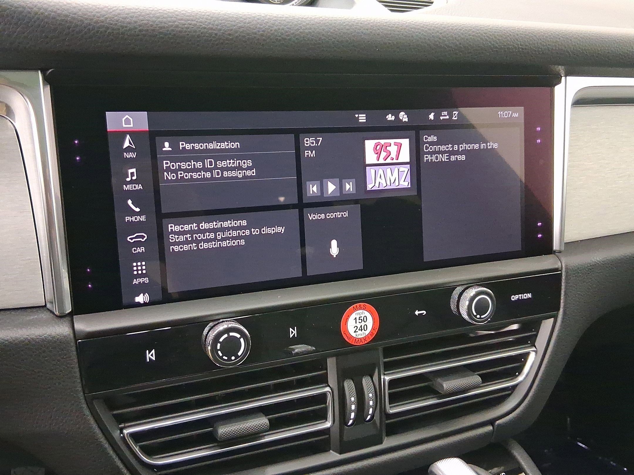 Used 2026 Porsche Macan image 26