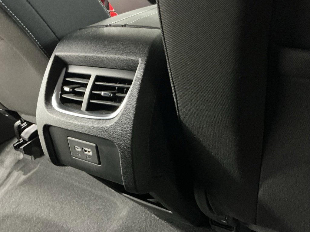 Used 2024 Chevrolet Blazer LT image 20