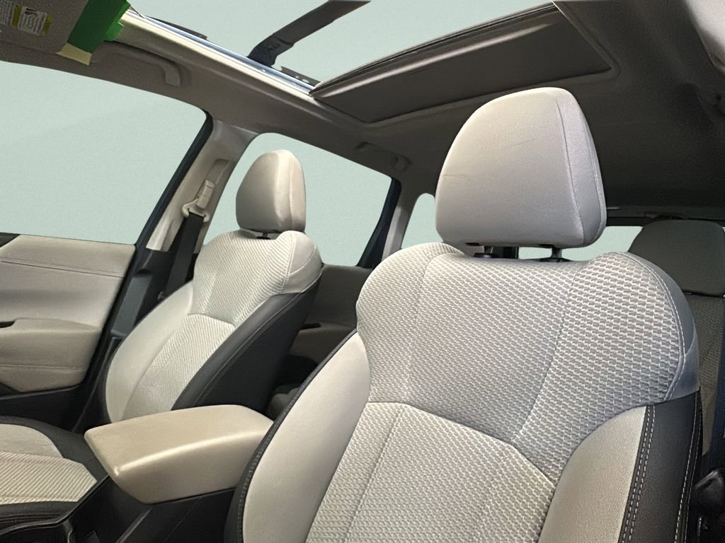 Used 2022 Subaru Forester Premium image 9