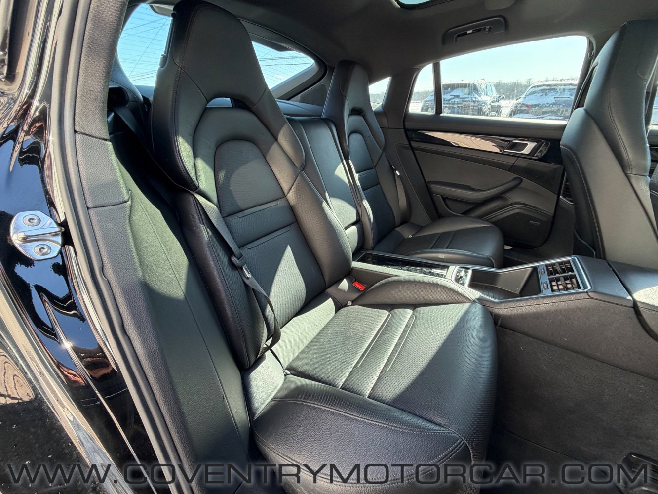 Used 2017 Porsche Panamera 4 image 43